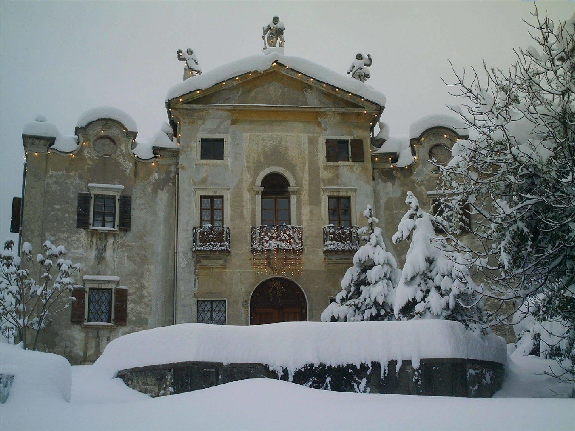 Villa Bertagnolli - Locanda Del Bel Sorriso Trento Luaran gambar